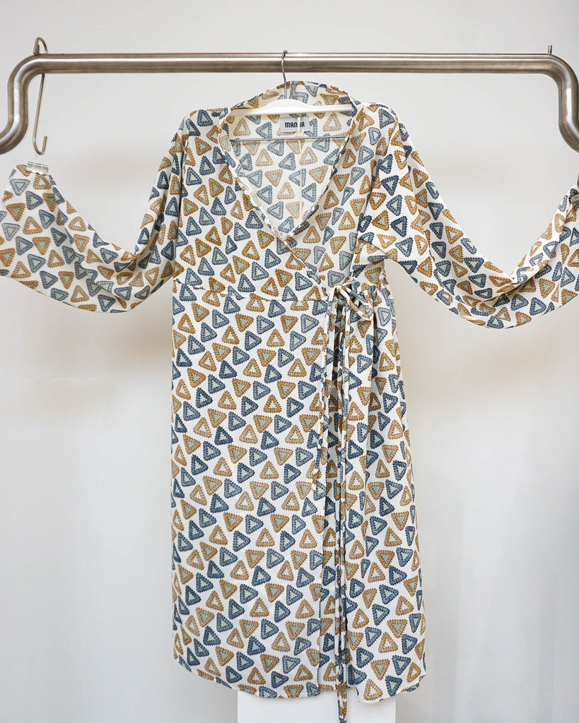 Crepe Triangle Dress Abaya